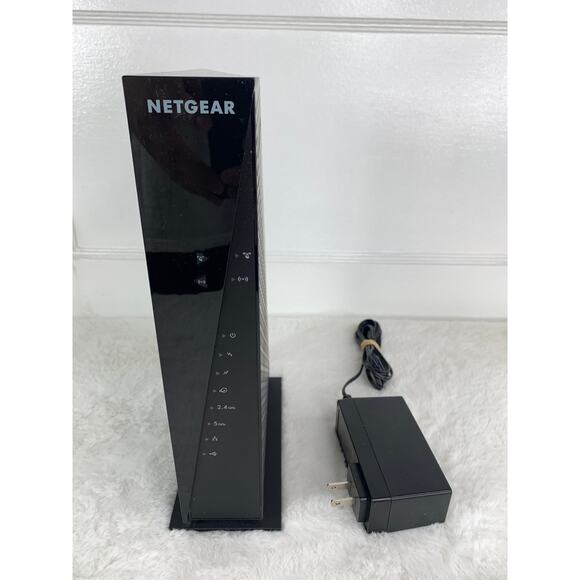 Netgear AC1750 Dual-Band WiFi Cable Modem Router Model C6300 + Power Adapter - Picture 1 of 6